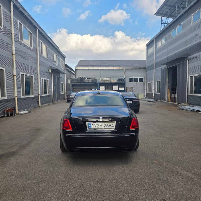 Rolls-Royce GHOST