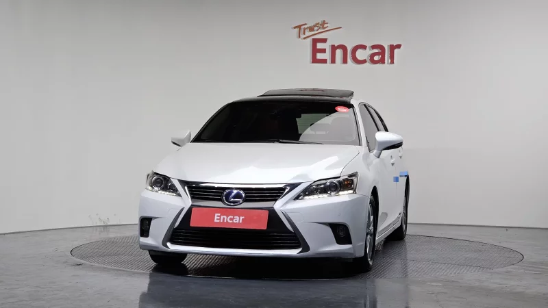 Lexus CT200h