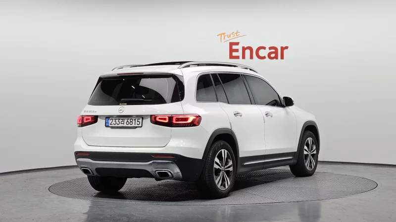 Mercedes-Benz GLB-Class