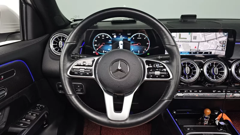 Mercedes-Benz GLB-Class