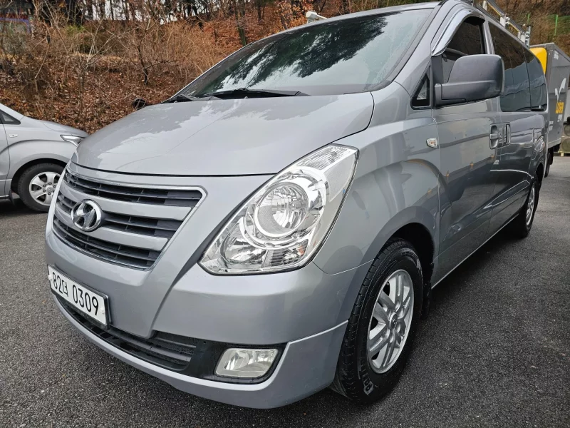 Hyundai Grand Starex