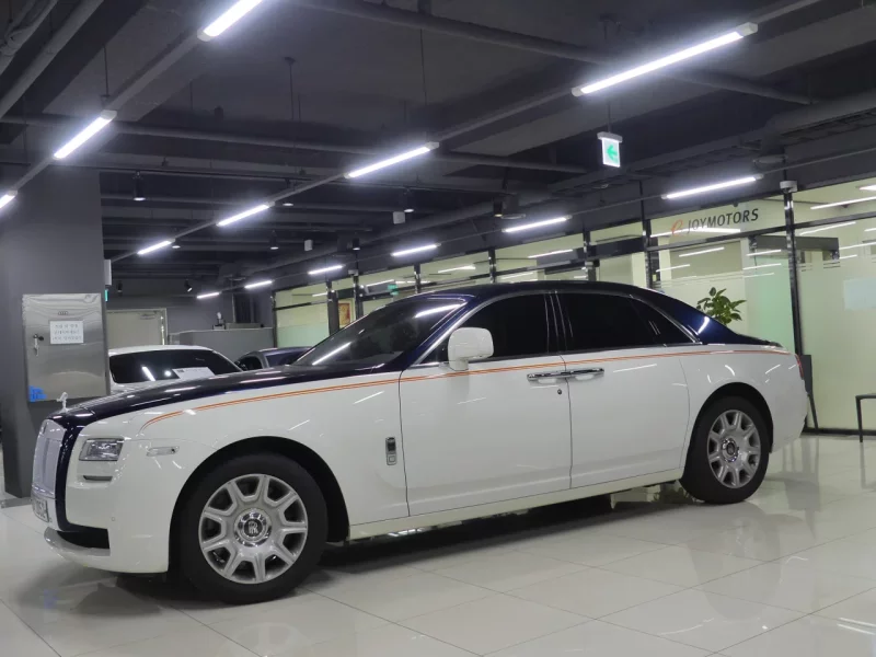 Rolls-Royce GHOST