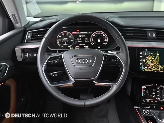Audi Q8 E-TRON