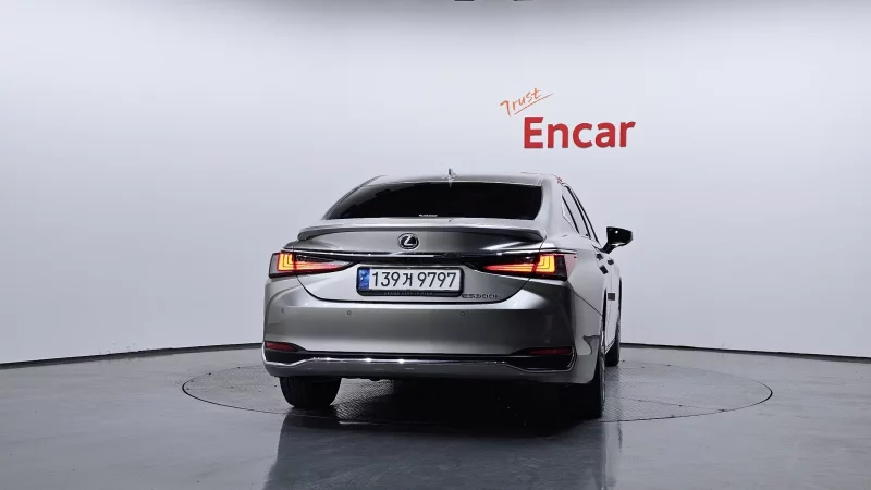 Lexus ES300h
