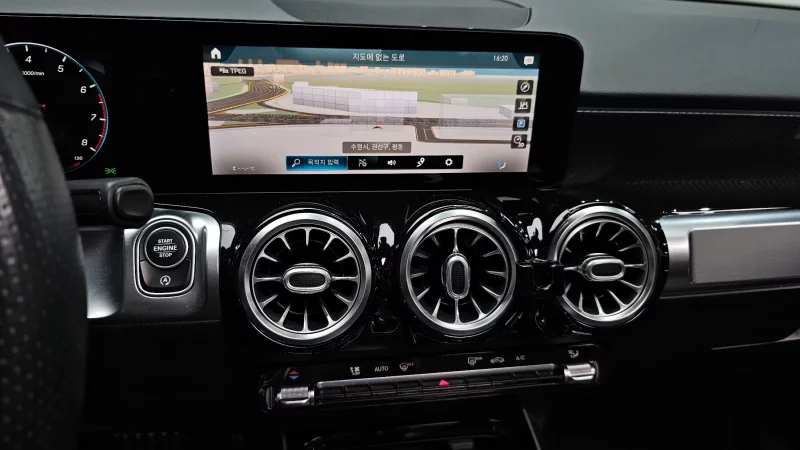 Mercedes-Benz GLB-Class