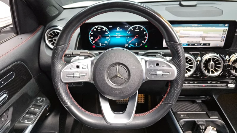 Mercedes-Benz GLB-Class