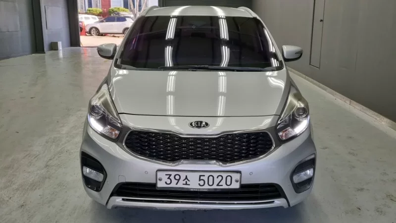 Kia Carens