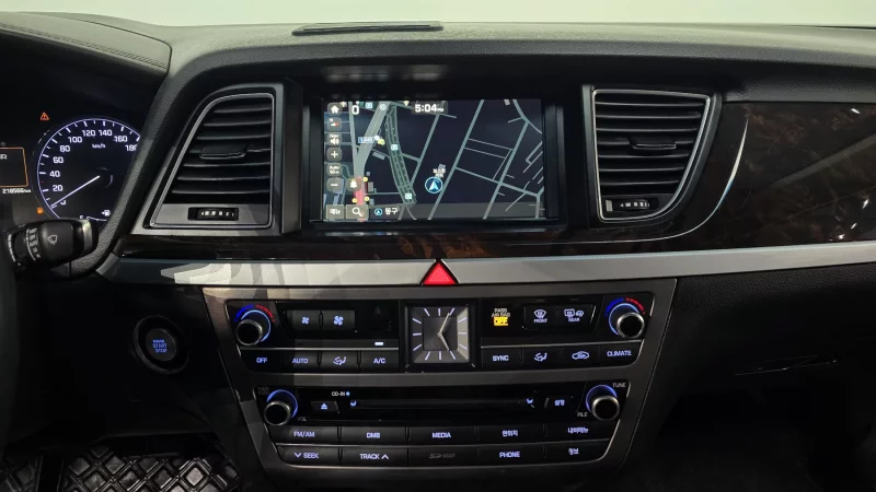 Hyundai Genesis