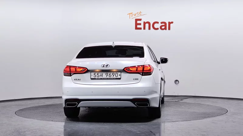 Hyundai Aslan