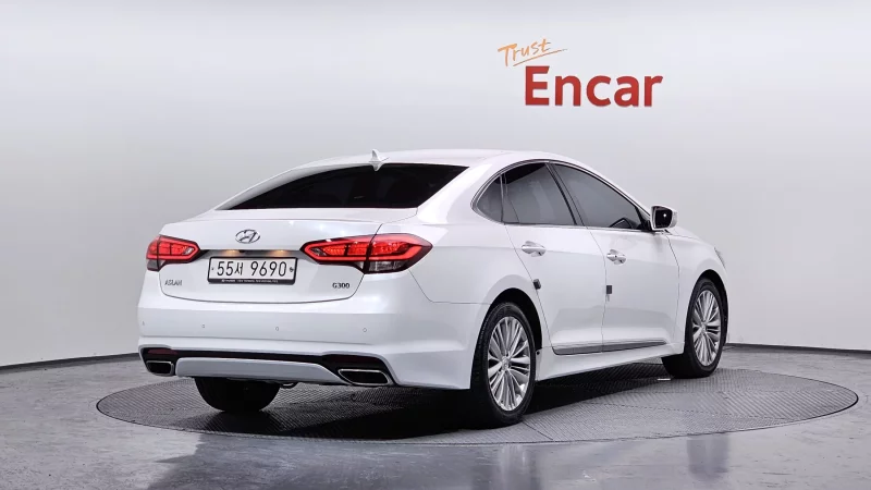 Hyundai Aslan
