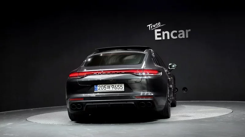 Porsche PANAMERA