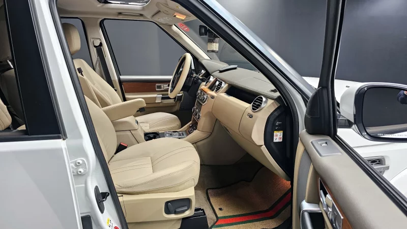 Land Rover DISCOVERY