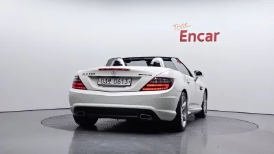 Mercedes-Benz SLK-Class