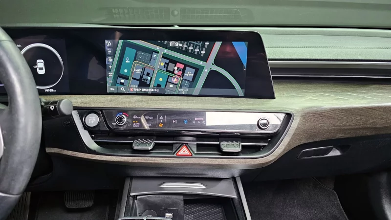 Kia K8