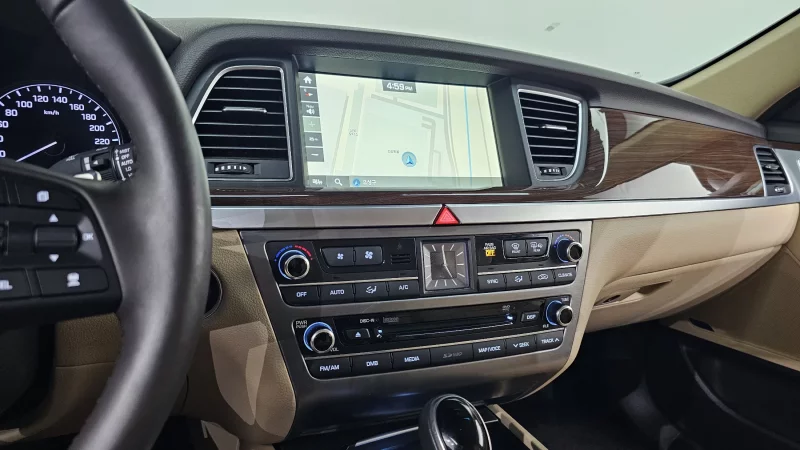 Hyundai Genesis