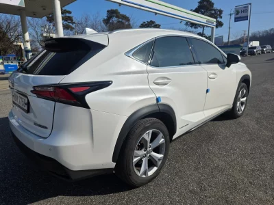 Lexus NX300h