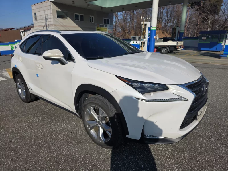 Lexus NX