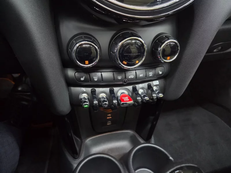 MINI Cooper Convertible