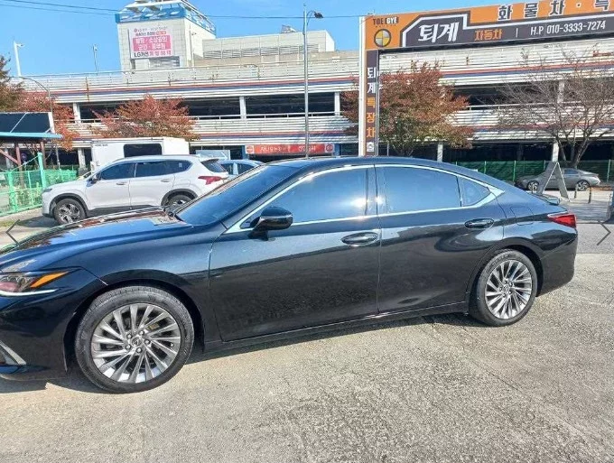Lexus ES300h