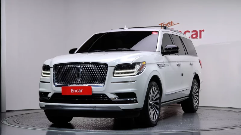 Lincoln NAVIGATOR