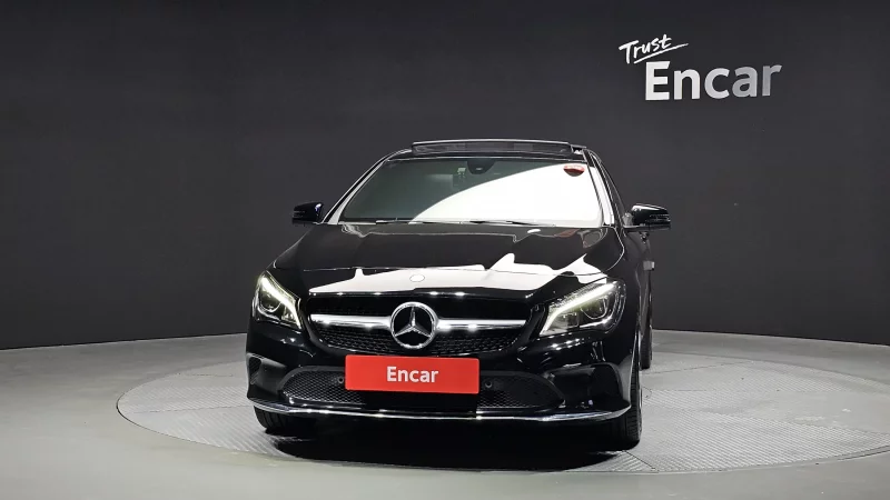 Mercedes-Benz CLA-Class