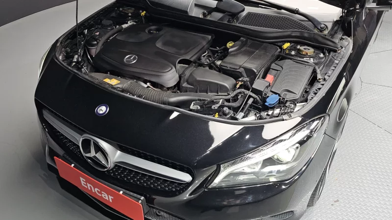 Mercedes-Benz CLA-Class