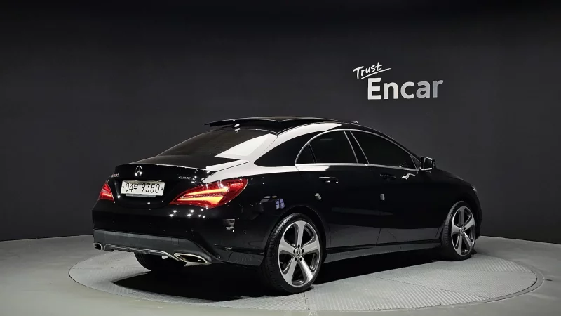 Mercedes-Benz CLA-Class