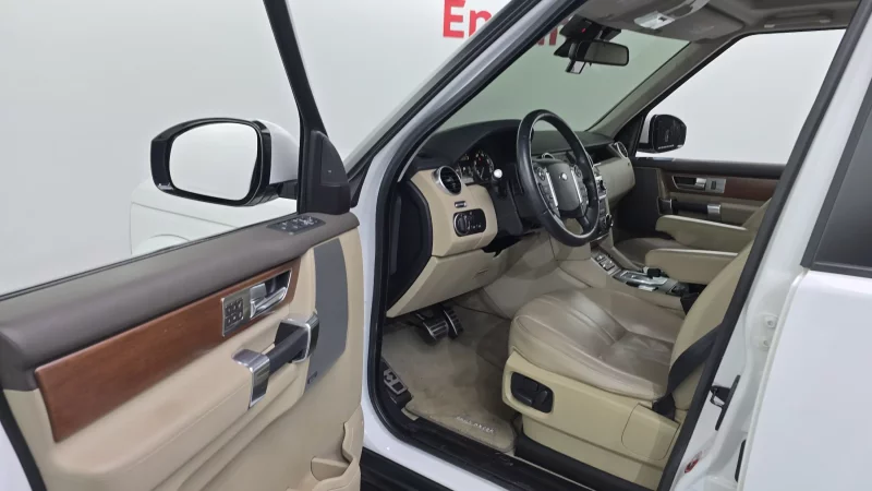 Land Rover DISCOVERY