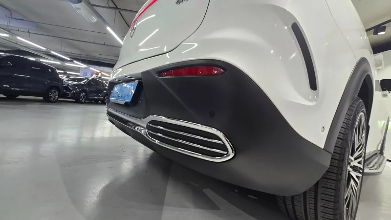 Mercedes-Benz EQE