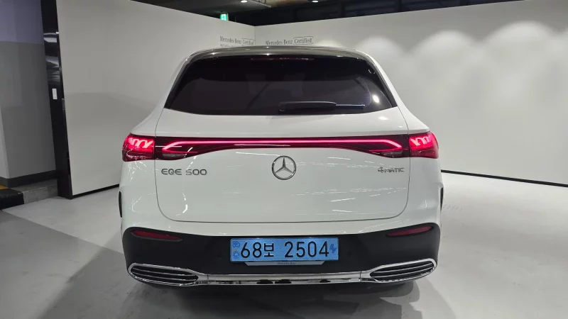 Mercedes-Benz EQE