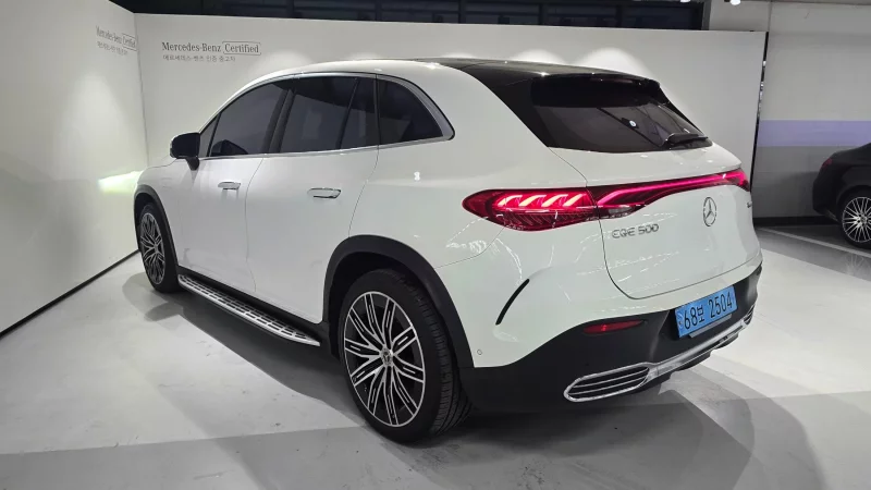 Mercedes-Benz EQE