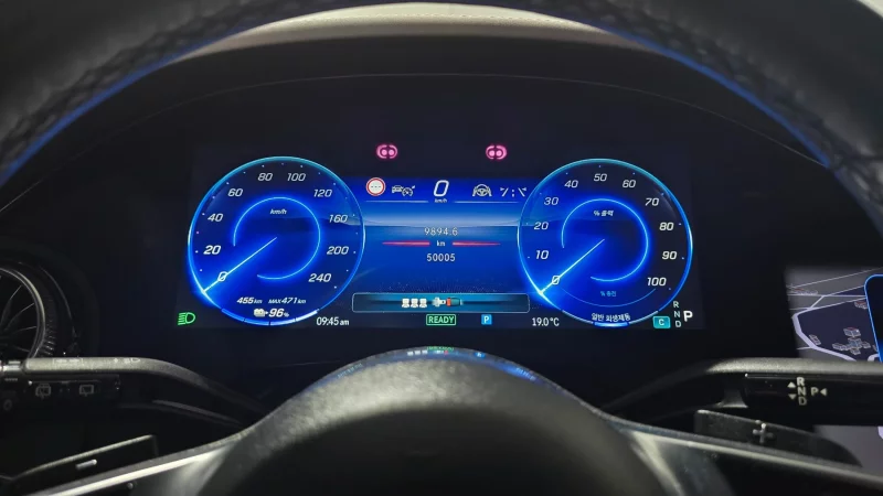Mercedes-Benz EQE