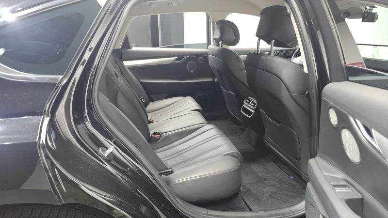 Genesis Electrified G80