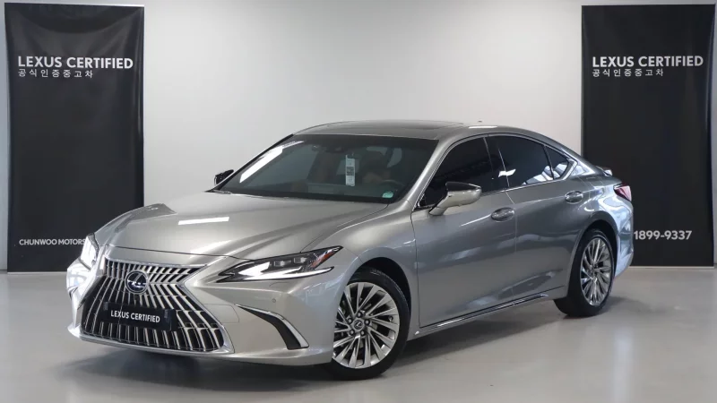 Lexus ES300h