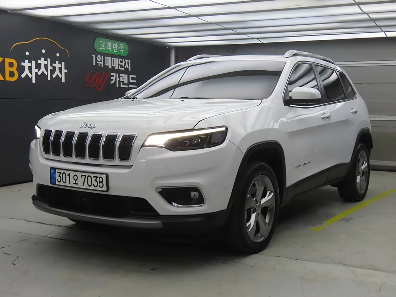 Jeep CHEROKEE