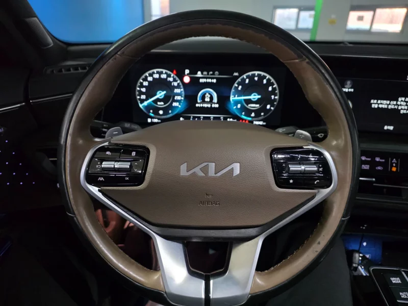 Kia K8