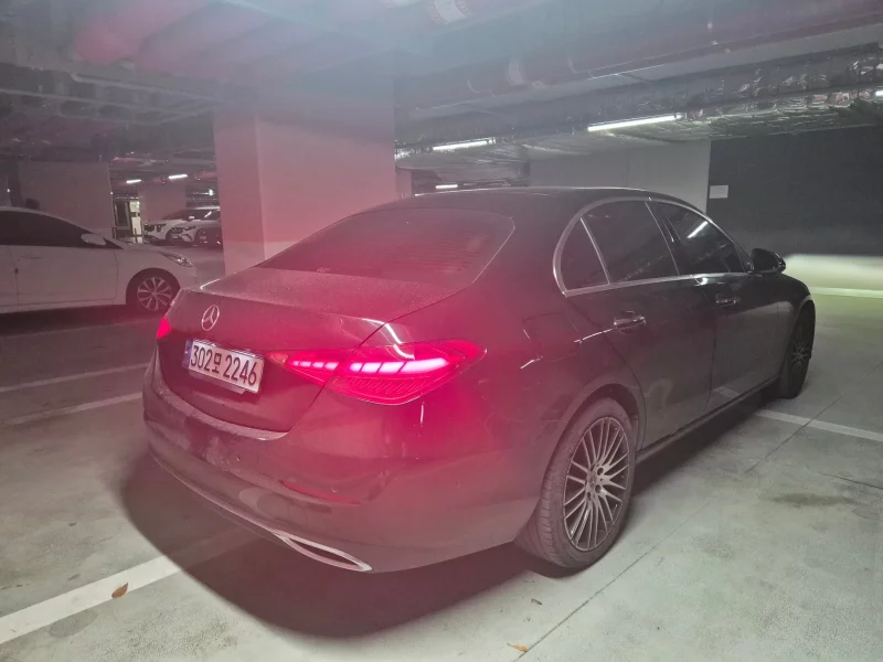 Mercedes-Benz C-Class