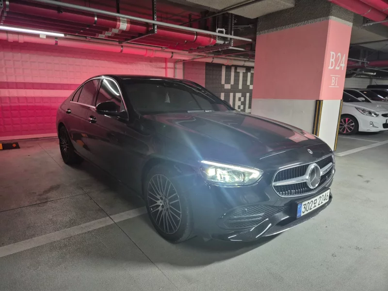 Mercedes-Benz C-Class