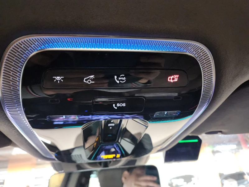 Mercedes-Benz EQS SUV