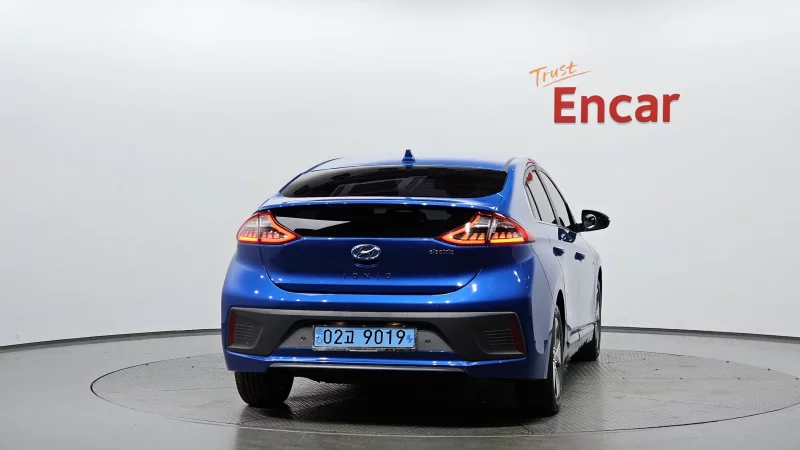 Hyundai Ioniq