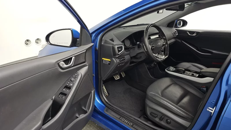 Hyundai Ioniq
