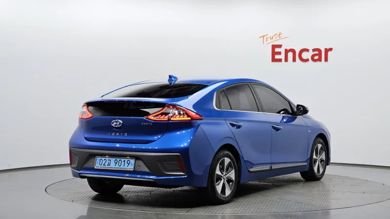 Hyundai Ioniq