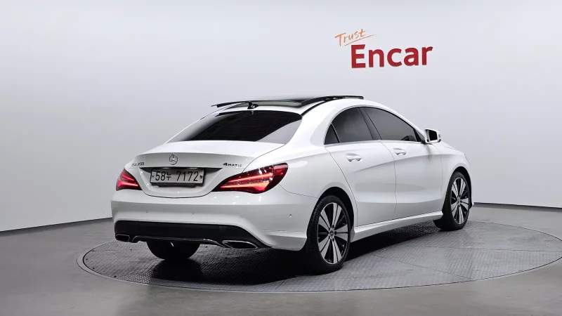 Mercedes-Benz CLA-Class