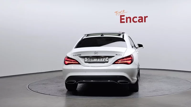 Mercedes-Benz CLA-Class