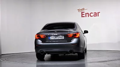 Infiniti Q50