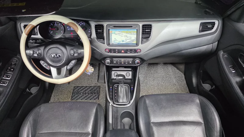 Kia Carens
