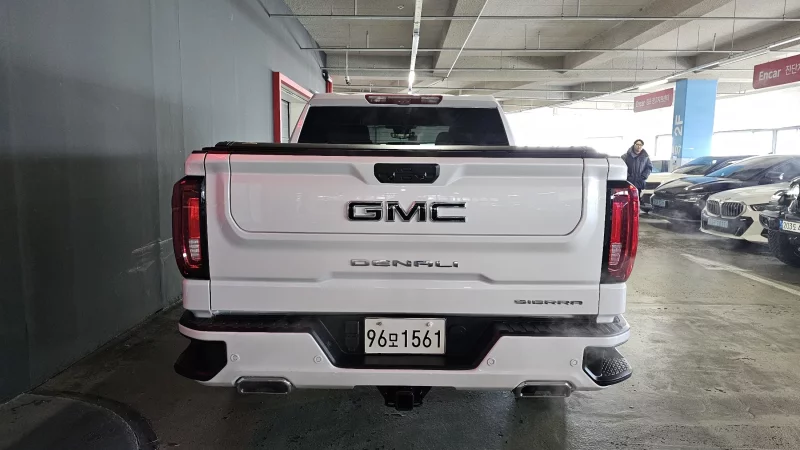 GMC SIERRA