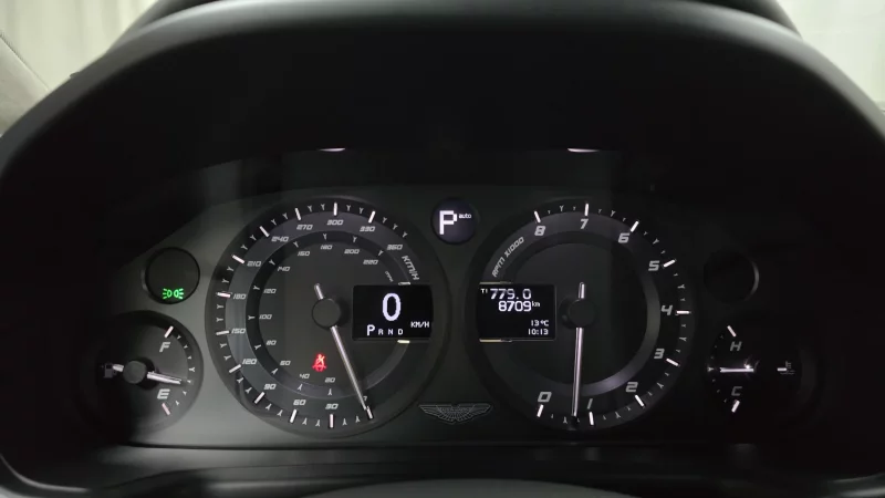 Aston Martin Vanquish