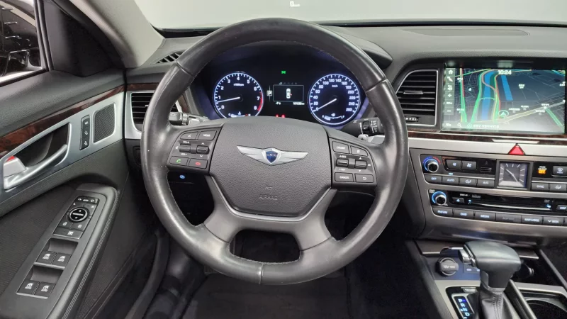 Hyundai Genesis