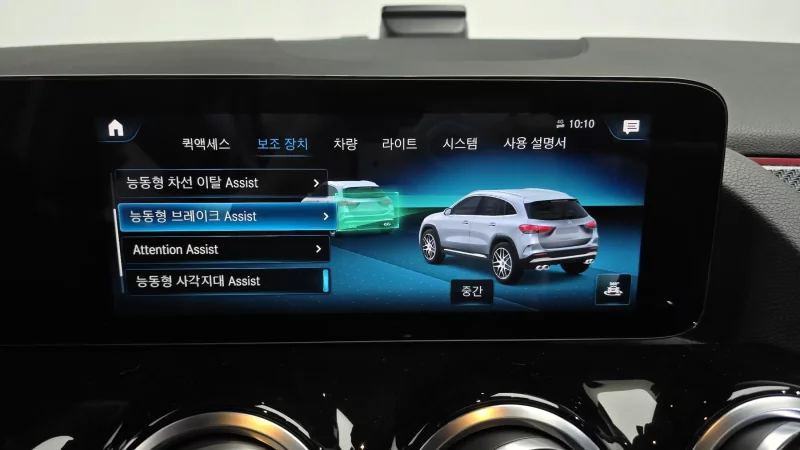 Mercedes-Benz GLA-Class